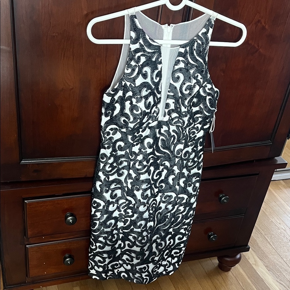 Aidan Mattox Black and White Swirl Mini Dress